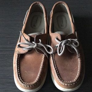 Women’s Sperry Topsiders